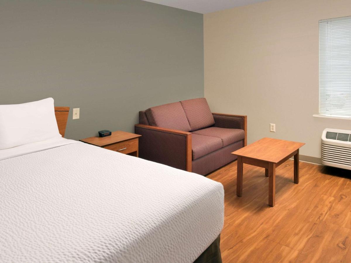Woodspring Suites Louisville Clarksville Екстериор снимка
