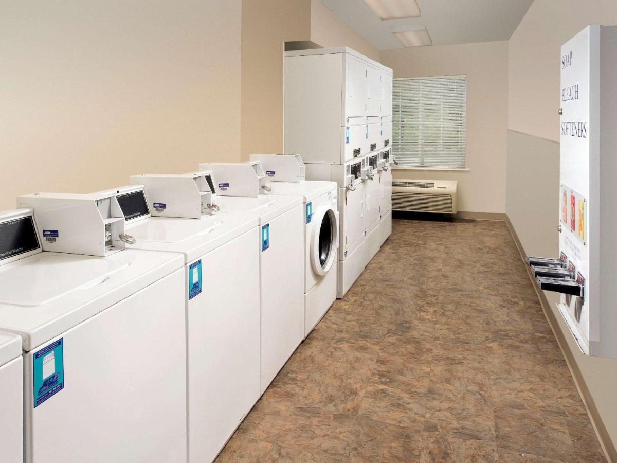 Woodspring Suites Louisville Clarksville Екстериор снимка