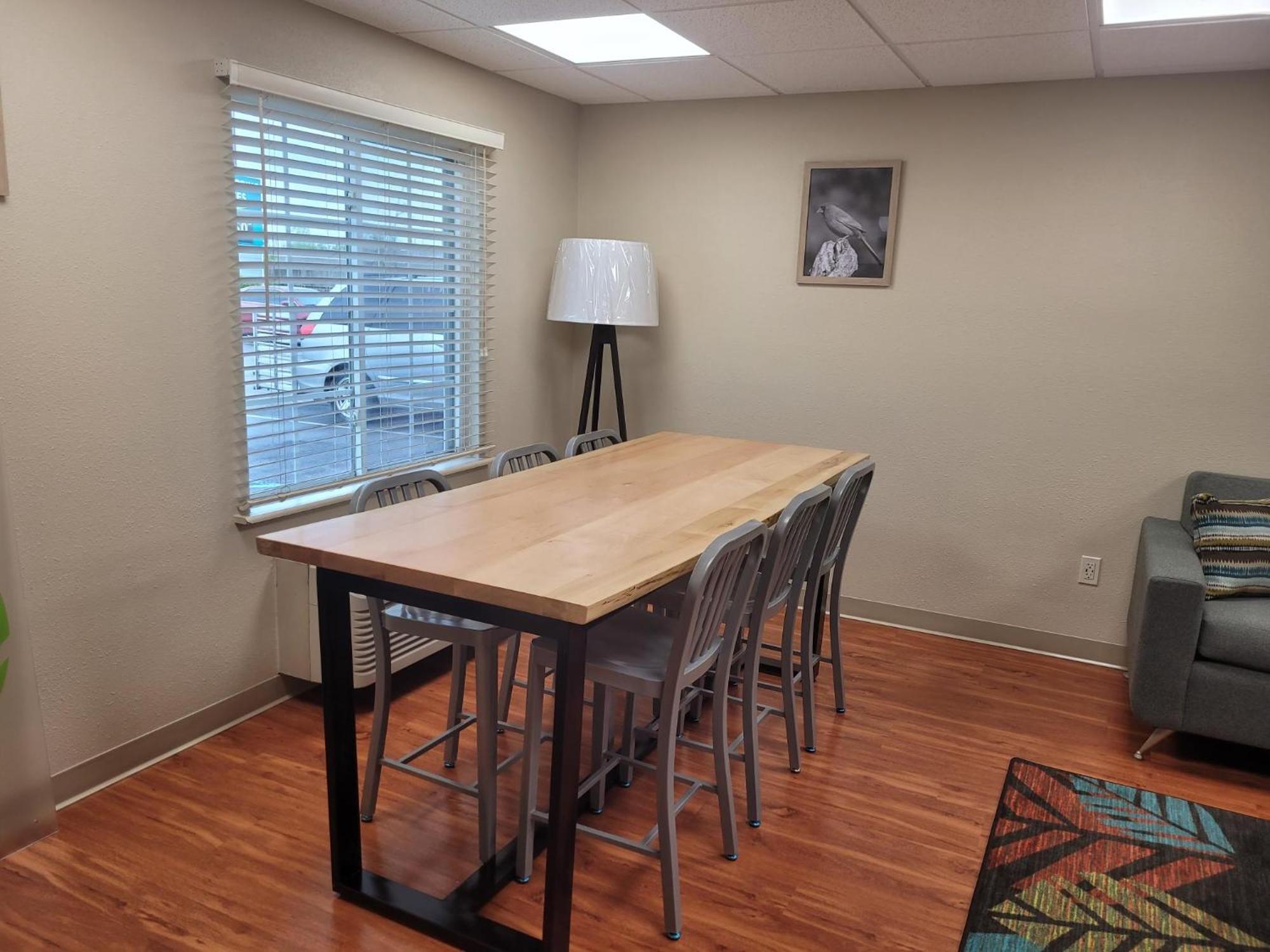 Woodspring Suites Louisville Clarksville Екстериор снимка