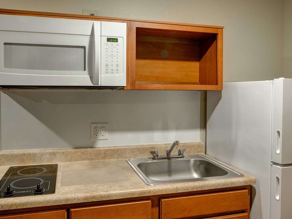 Woodspring Suites Louisville Clarksville Стая снимка