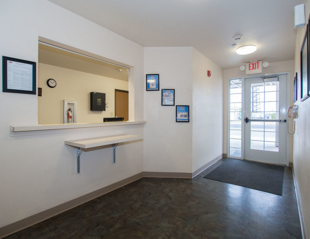 Woodspring Suites Louisville Clarksville Екстериор снимка